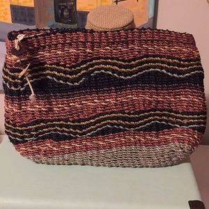 Vintage Bags - Vintage woven clutch Vintage Bags - Vintage woven clutch